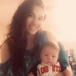 Meet your Posher, Leigha